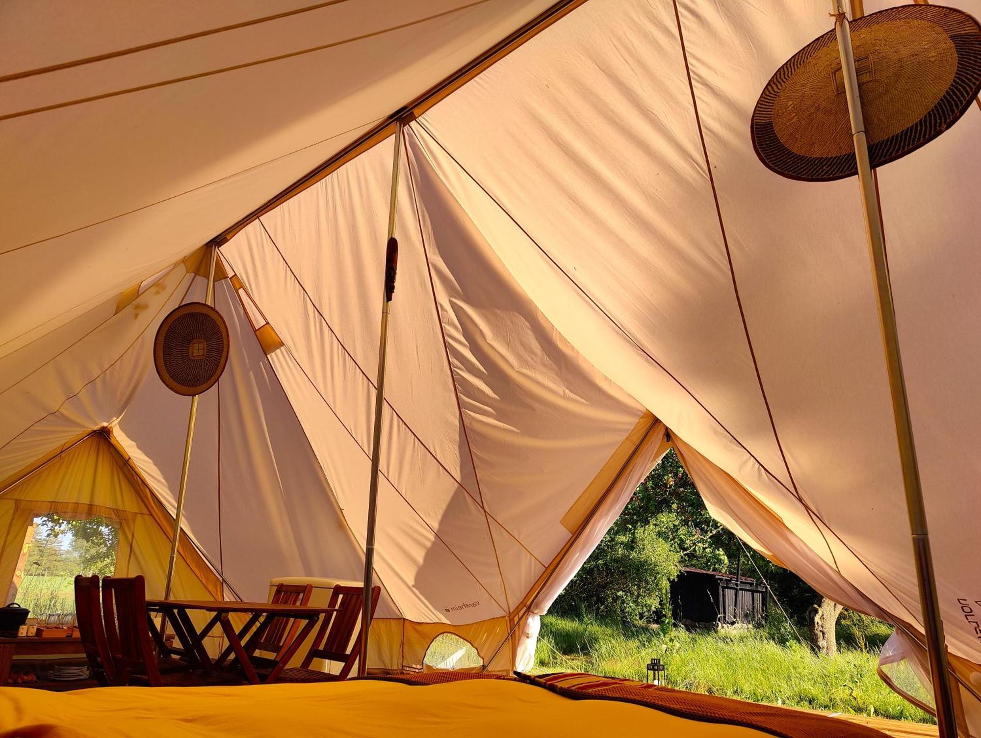 Under Canvas Bornholm Ostermarie Bagian luar foto