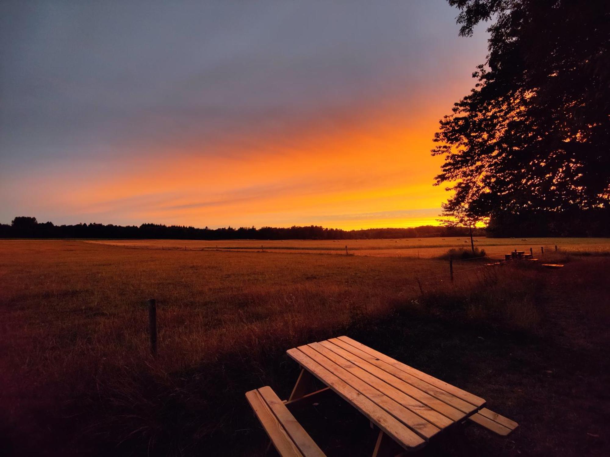 Under Canvas Bornholm Ostermarie Bagian luar foto
