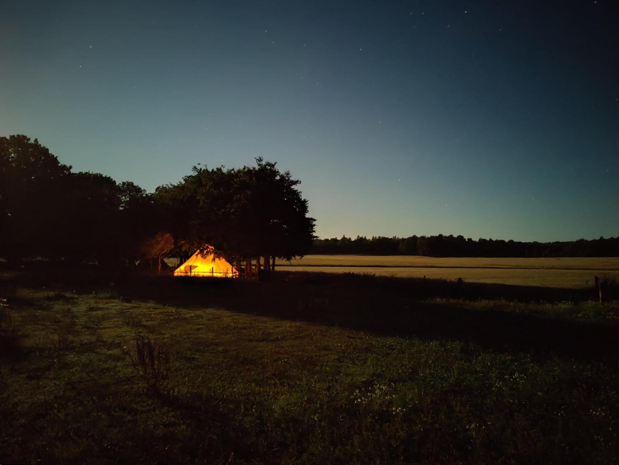 Under Canvas Bornholm Ostermarie Bagian luar foto